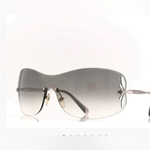 Louis Vuitton Lily Mask Sunglasses